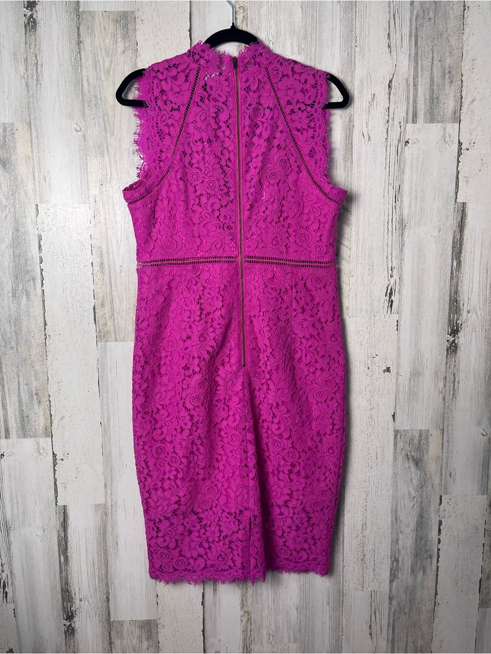 BARDOT Lace Sheath Cocktail Dress In Magenta Pink 10/Large - Picture 3 of 9